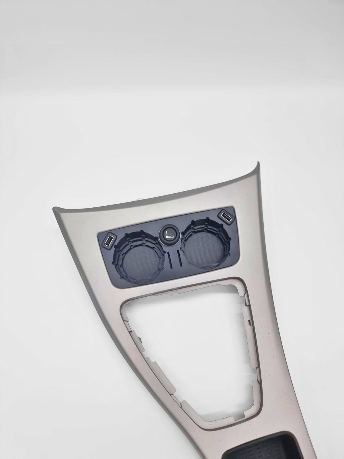 BMW E90 E91 E92 E93 Getränkehalter Cupholder Dosenhalter 3er